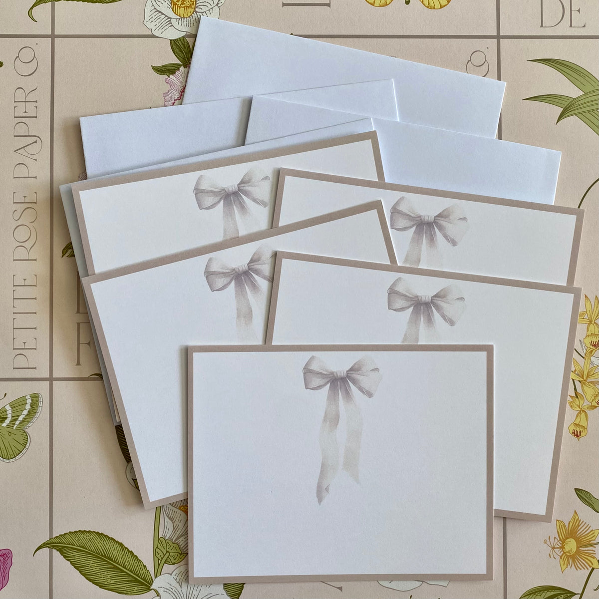 Note Bow Bow Note Card Set – Petite Rose Paper Co