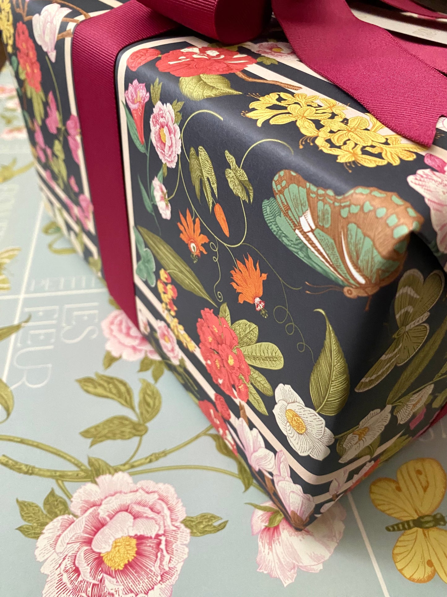 Secret Garden Navy/Blue Reversible Gift Wrap Case Pack