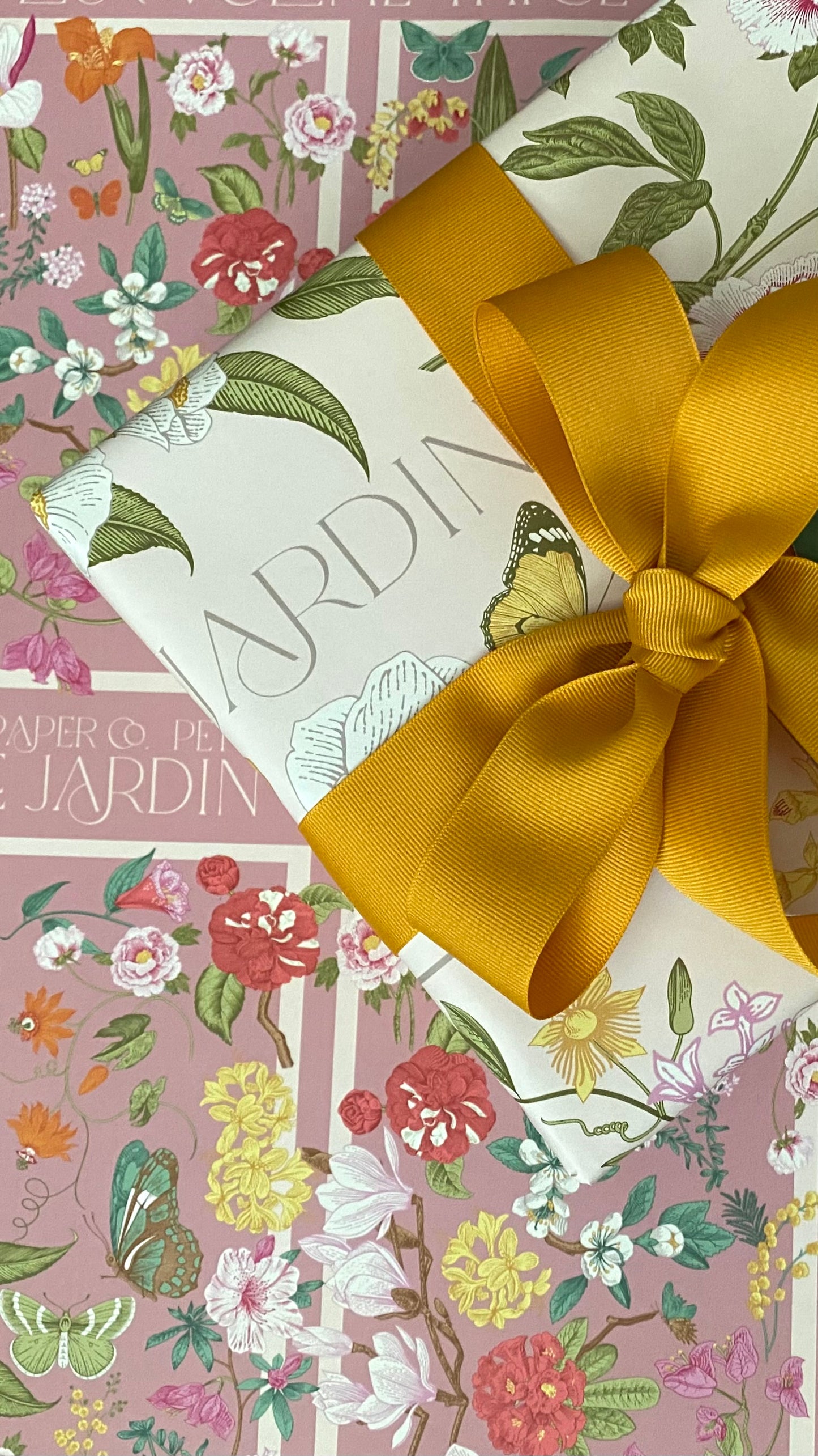 Secret Garden (Pink) Gift Wrap Bundle