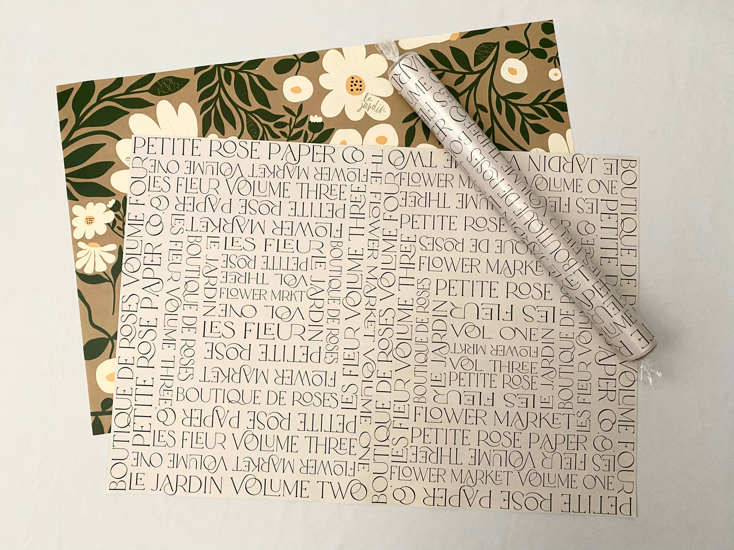 Paris Reversible Gift Wrap